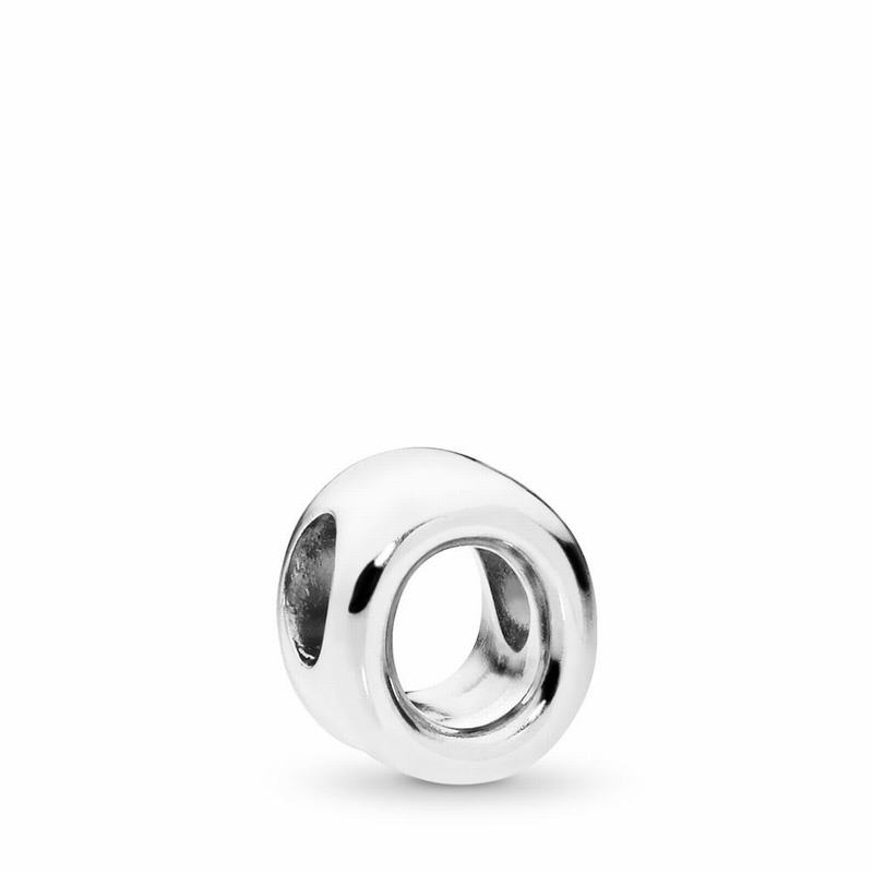 Pandora Australia Letter O Charm - Sterling Silver | WLFXPE415